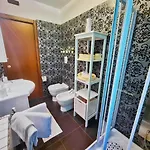 Marta Flat, Mountain And View, Bellagio Apartment *