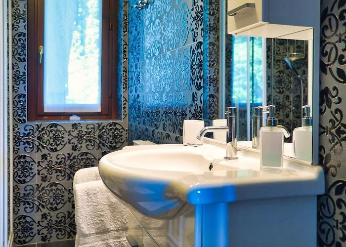 Marta Flat, Mountain And View, Bellagio Appartement Civenna